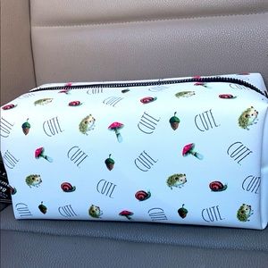 Rae Dunn CUTE Make Up Bag